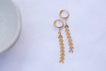 Cargar imagen en el visor de la galería, PENDIENTES CARMELA
