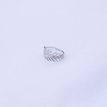 Cargar imagen en el visor de la galería, ANILLO ALANA
